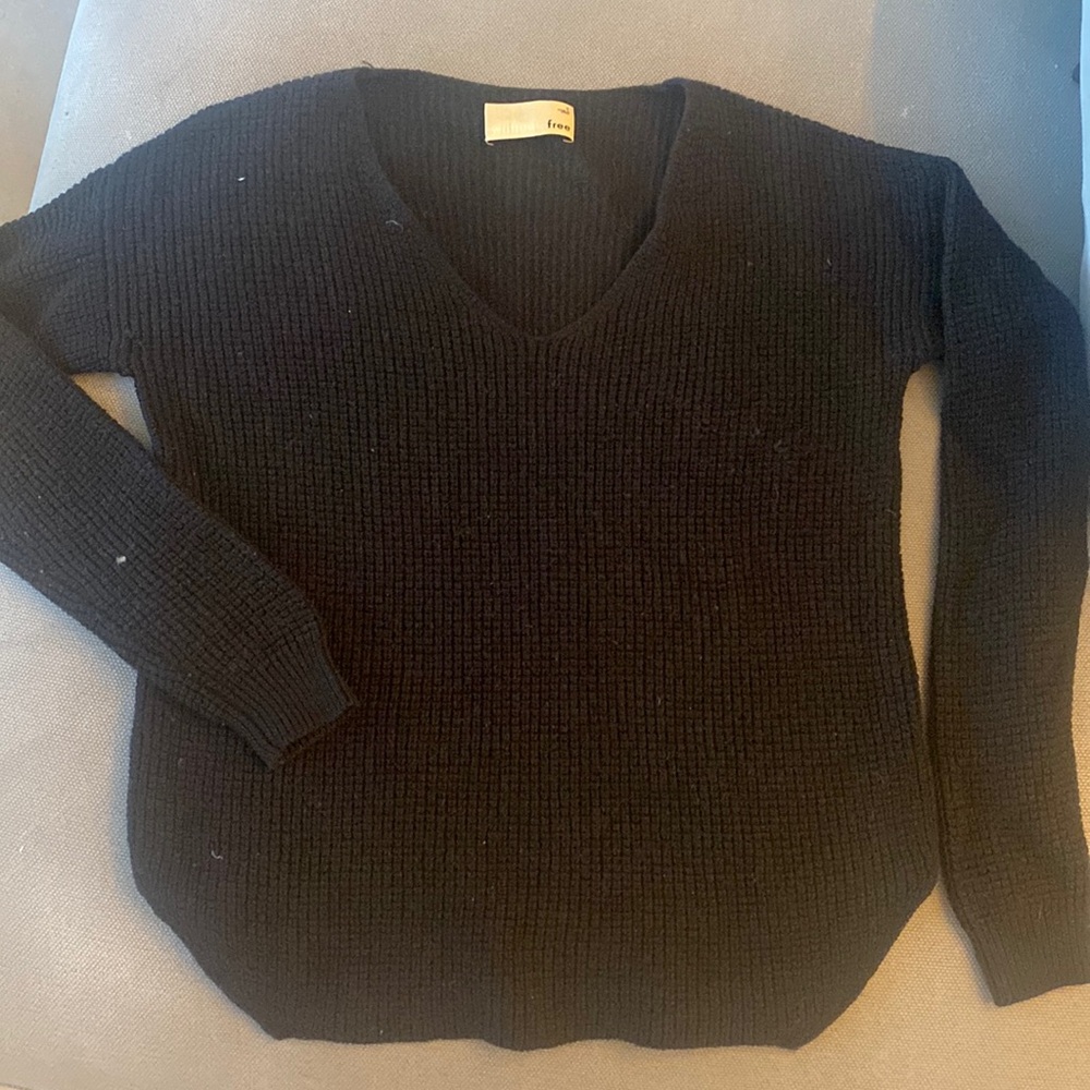 Aritzia merino wool sweater